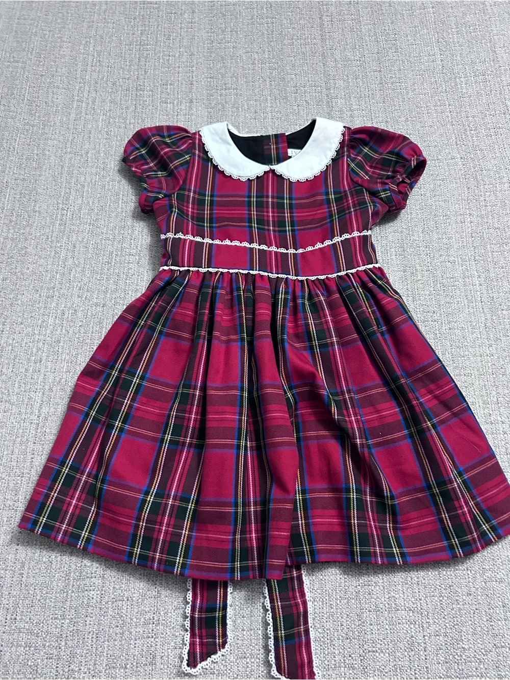 Lively Red and Black Plaid Dress w Peter Pan Collar Size 3-4